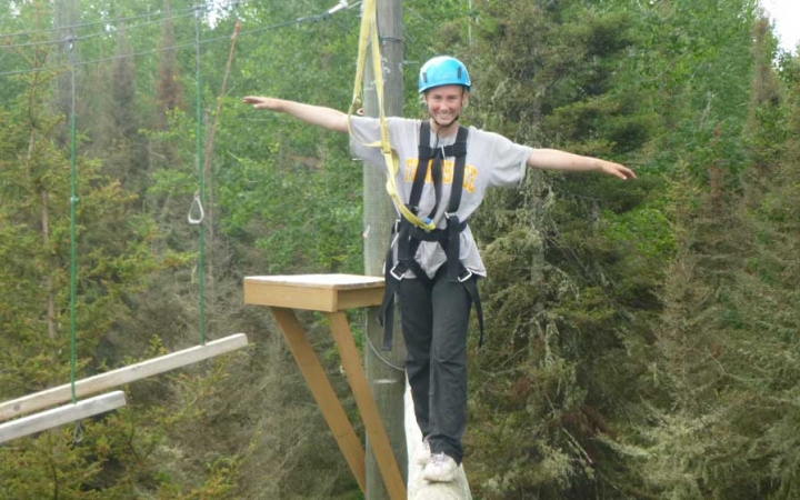 girls on ropes course
